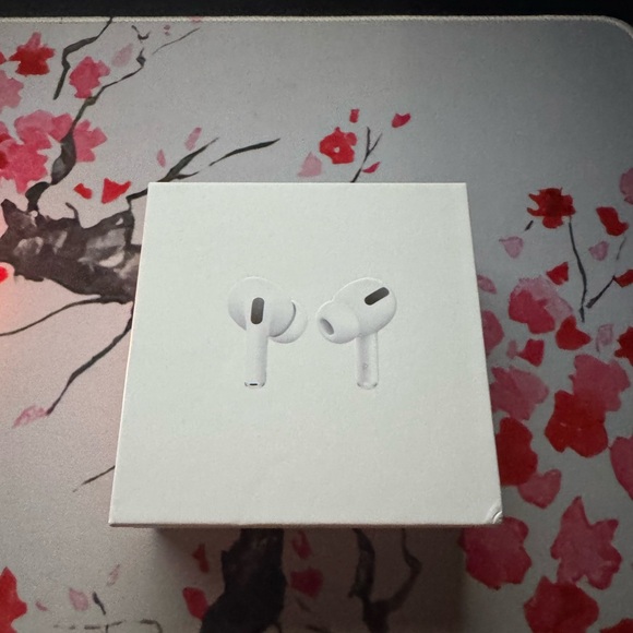 Apple AirPods Pro Wireless Earbuds
